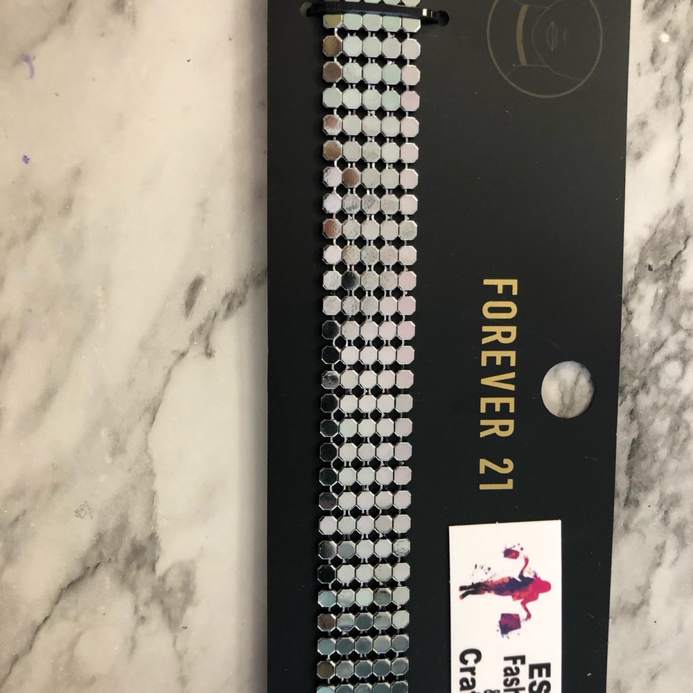 Multi color choker